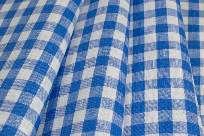 Drapery, Tablecloths Linen 10C348