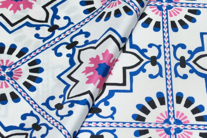 Dondup! Шёлк-твил. Артикул 89585