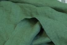 Лён умягченный защитно-зелёного цвета. Энзимная стирка.