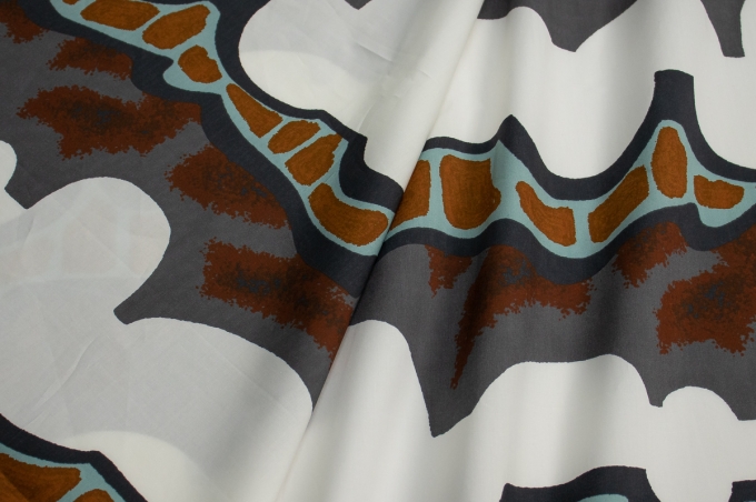 Хлопковый поплин с дизайнерским принтом