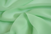 Натуральный креповый шёлк салатового цвета