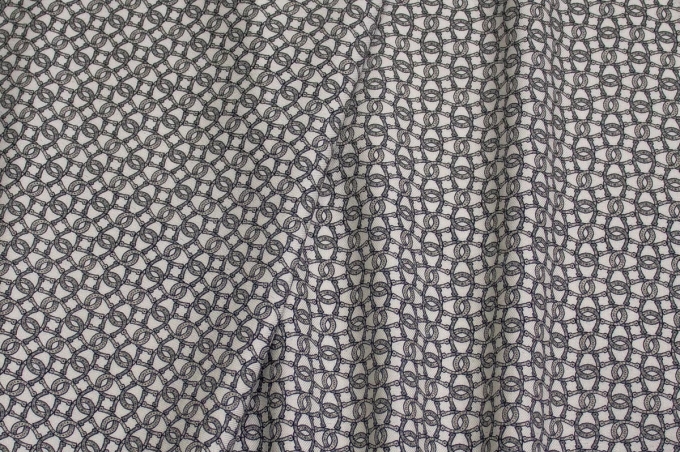 Плательная вискоза с принтом переплётные подковки