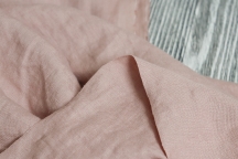 Лён костюмно-плательный розовая пудра. Энзимная стирка.