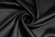 Натуральный шёлк атласный черного цвета