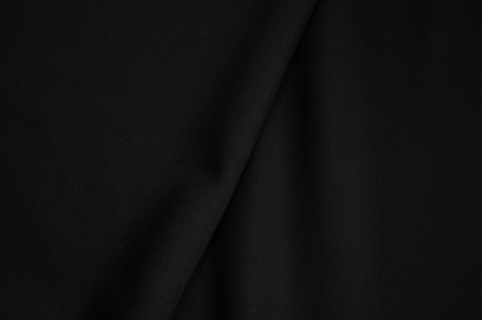 Итальянская плотная костюмная шерсть черного цвета