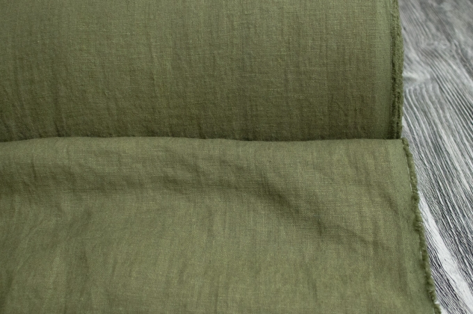 Лён костюмно-плательный защитно-зелёный с эффектом мятости