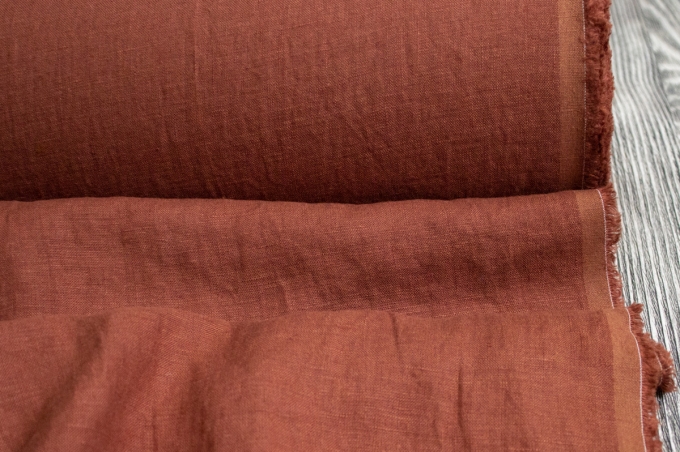 Лён костюмно-плательный терракотовый с эффектом мятости