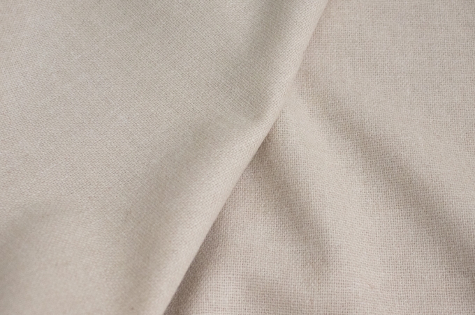 Итальянская костюмная шерсть бежево-серая