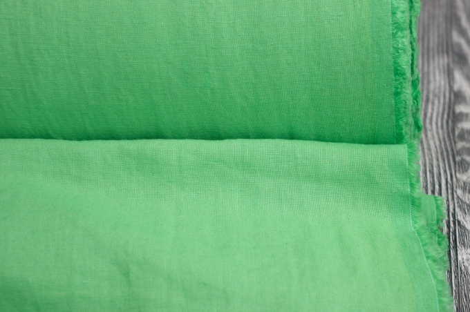 Лён с вискозой плательный зеленое яблоко с эффектом мятости