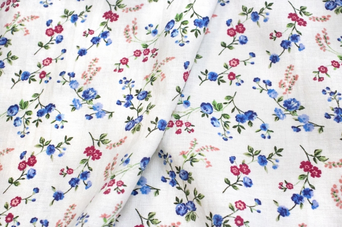 Linen Floral Fabric 06C226