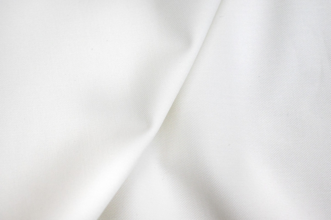 Итальянский костюмный хлопок белый