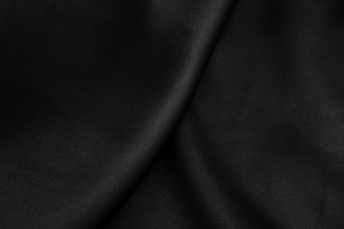 Итальянский блузочно-плательный атласный хлопок черный
