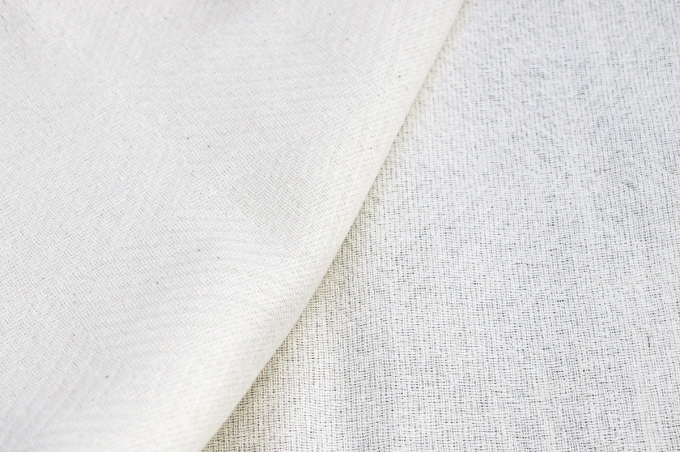 Decorative linen 285 cm milky