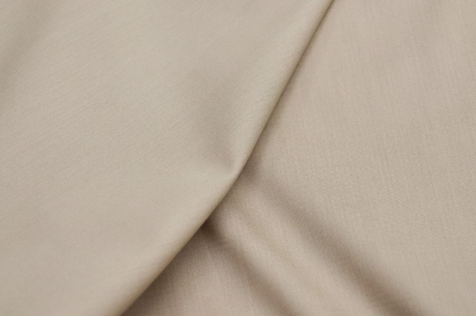 Italian cotton poplin beige