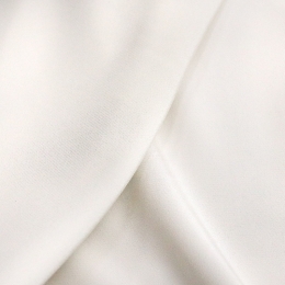 Natural silk crêche with elastane cream colour