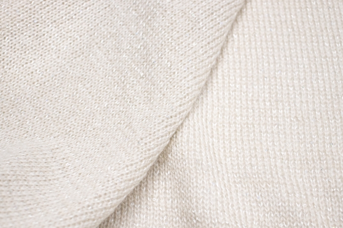 Вязанный шерстяной трикотаж мохер с пайетками