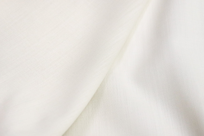 Italian fine dress wool, milky