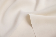 Natural silk crepe silk crepe with elastane in cream