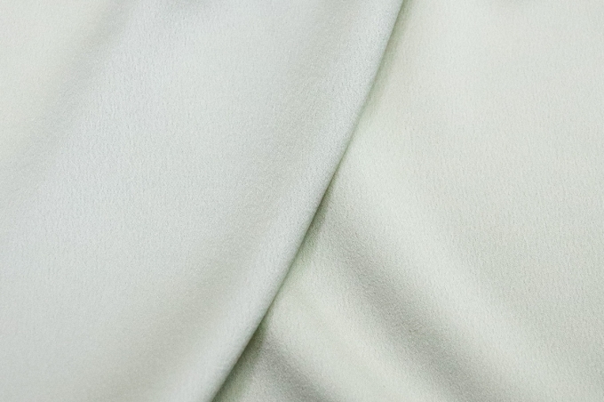 Natural silk-crush with acetate thread 